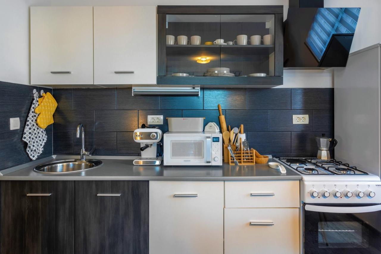 Apartman Olive Supetar Ngoại thất bức ảnh