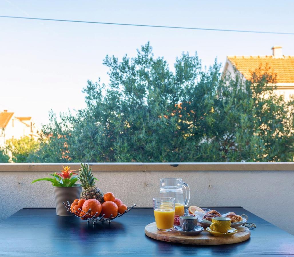 Apartman Olive Supetar Ngoại thất bức ảnh