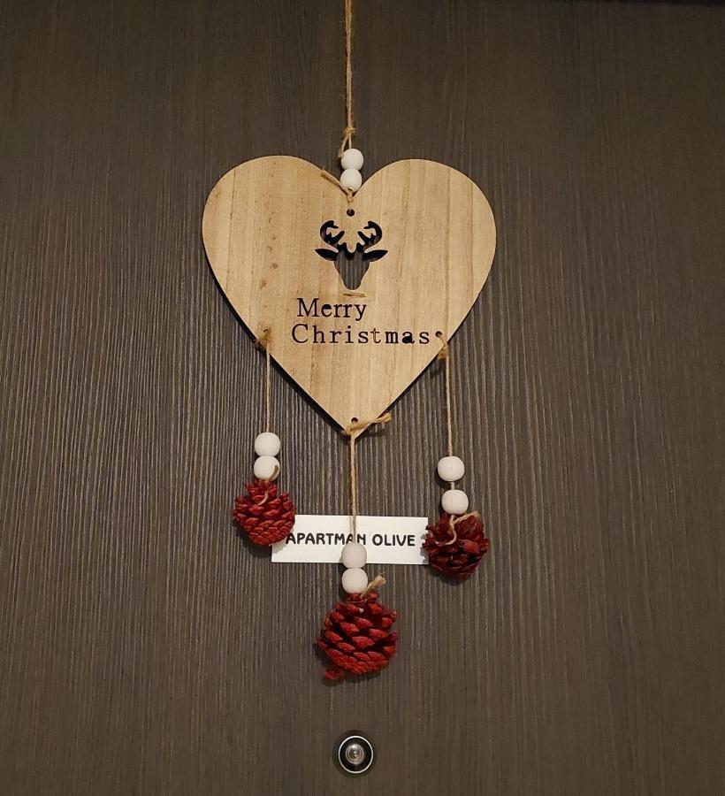Apartman Olive Supetar Ngoại thất bức ảnh